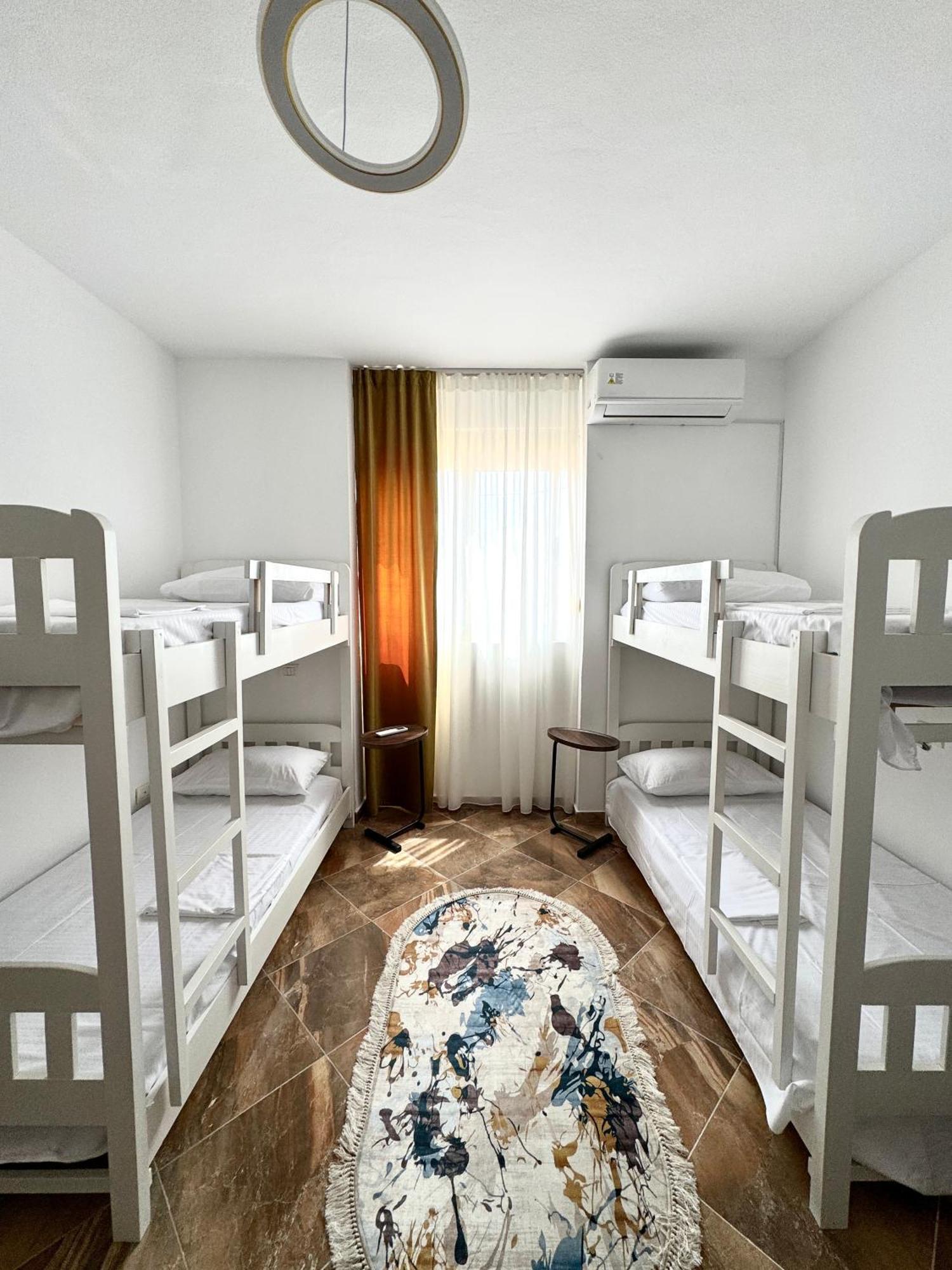 Luxury Apartments In City Center Dıraç Dış mekan fotoğraf